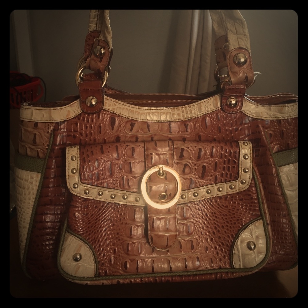 Kathy Van Zeeland shoulder purse